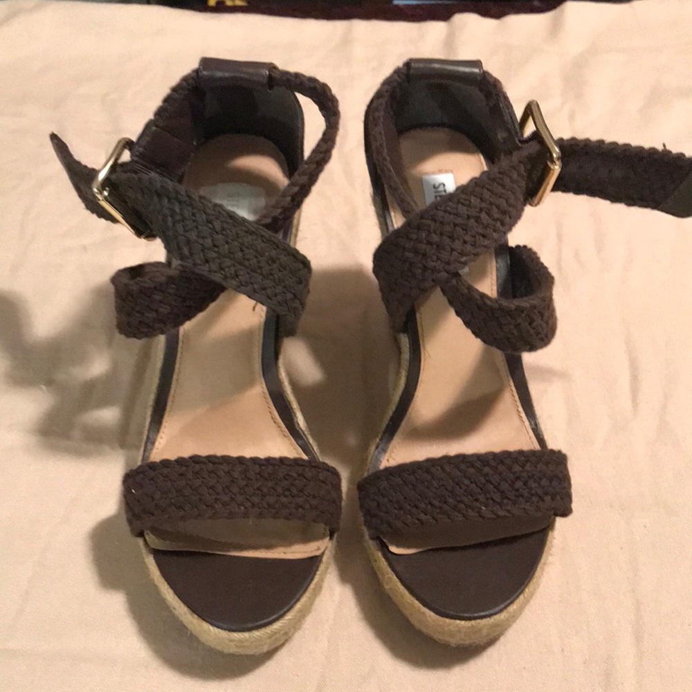 Steve Madden brown wedges